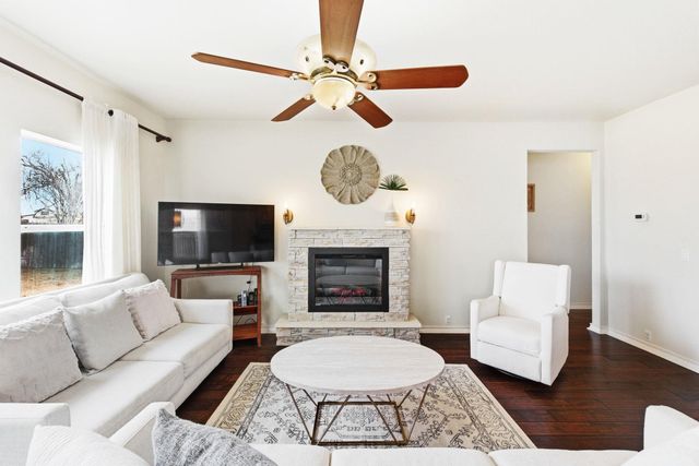 21205 PENNY ROYAL DR, Pflugerville, TX 78660