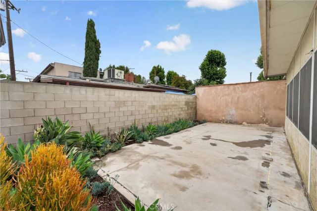 300 N Marengo Ave, Alhambra, CA 91801