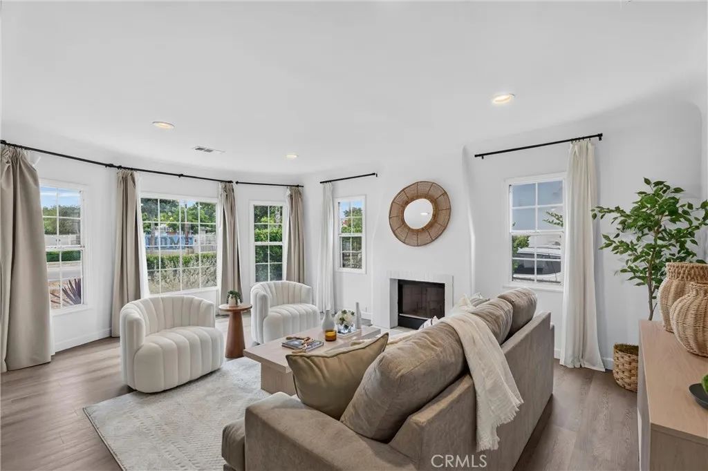 300 N Marengo Ave, Alhambra, CA 91801