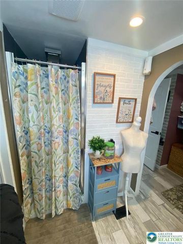 8755 Breinig Run Circle, Upper Macungie Twp, PA 18031