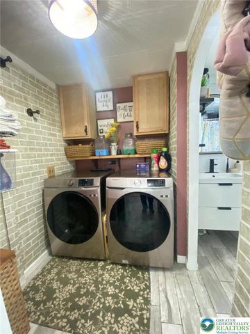 8755 Breinig Run Circle, Upper Macungie Twp, PA 18031