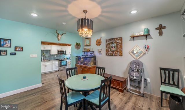 20 ESHBACH LN, Bechtelsville, PA 19505