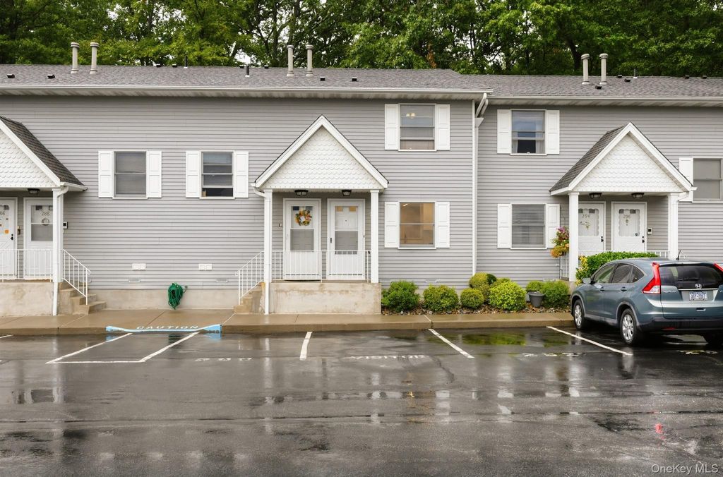 292 Hubert Humphrey Drive, Spring Valley, NY 10977 — photo 2