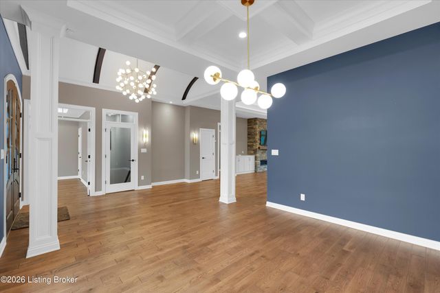 13100 Dove Point Pl, Louisville, KY 40299