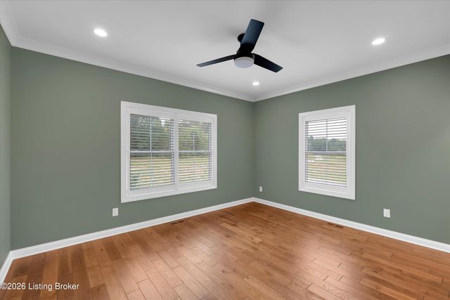 13100 Dove Point Pl, Louisville, KY 40299