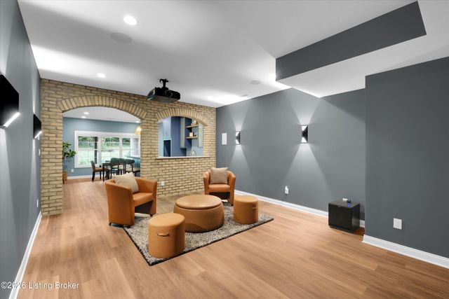 13100 Dove Point Pl, Louisville, KY 40299