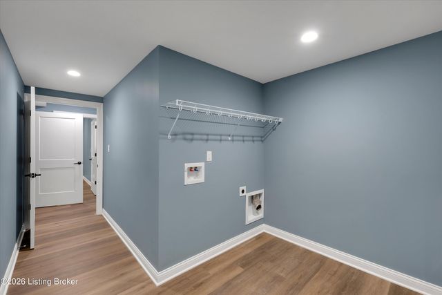 13100 Dove Point Pl, Louisville, KY 40299