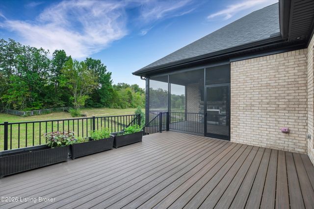 13100 Dove Point Pl, Louisville, KY 40299