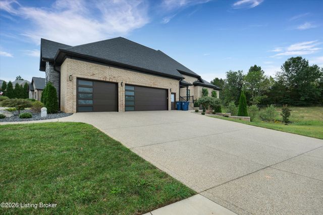 13100 Dove Point Pl, Louisville, KY 40299