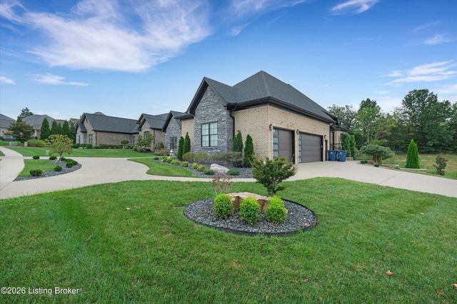 13100 Dove Point Pl, Louisville, KY 40299