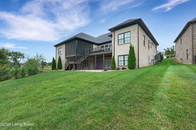 13100 Dove Point Pl, Louisville, KY 40299