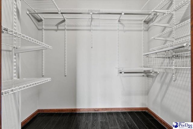 1811 Meadow Green, Florence, SC 29501