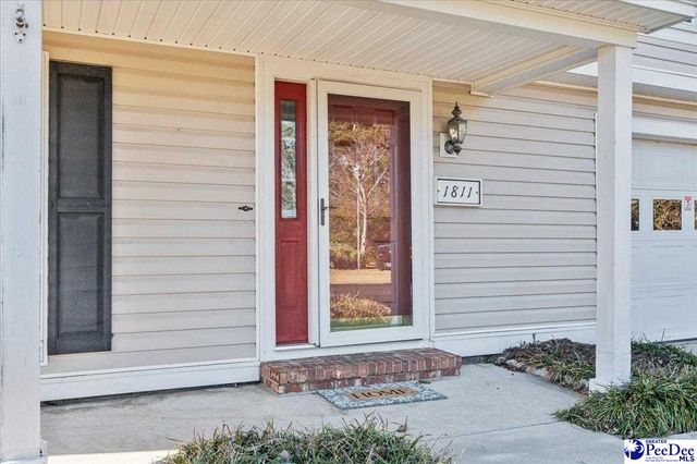 1811 Meadow Green, Florence, SC 29501