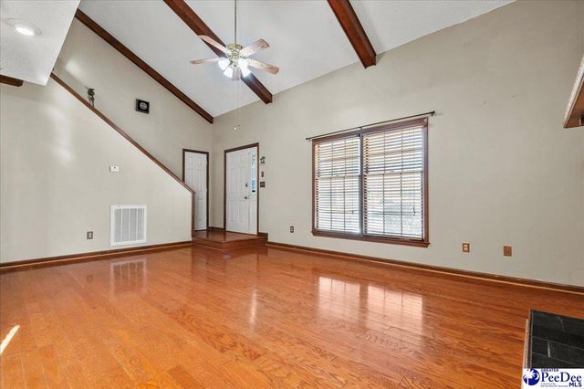 1811 Meadow Green, Florence, SC 29501