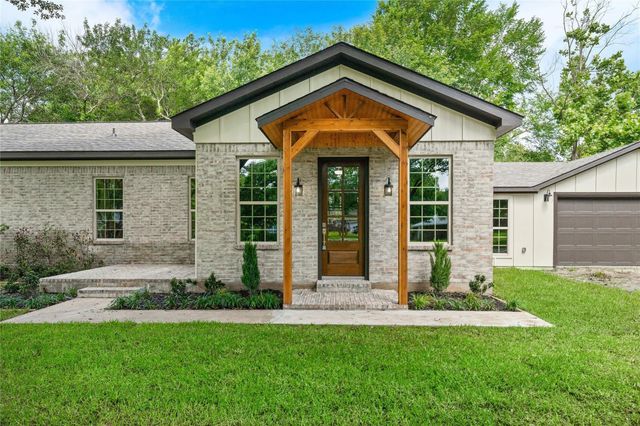 459 Live Oak Road, Wharton, TX 77488