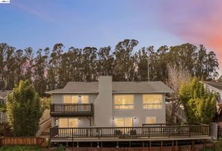 230 Pestana Ave, Santa Cruz, CA 95065