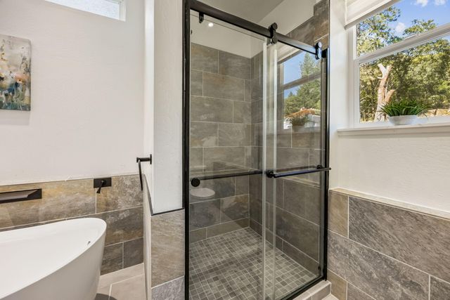 4235 Highland Avenue, Grants Pass, OR 97526