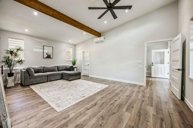 4235 Highland Avenue, Grants Pass, OR 97526