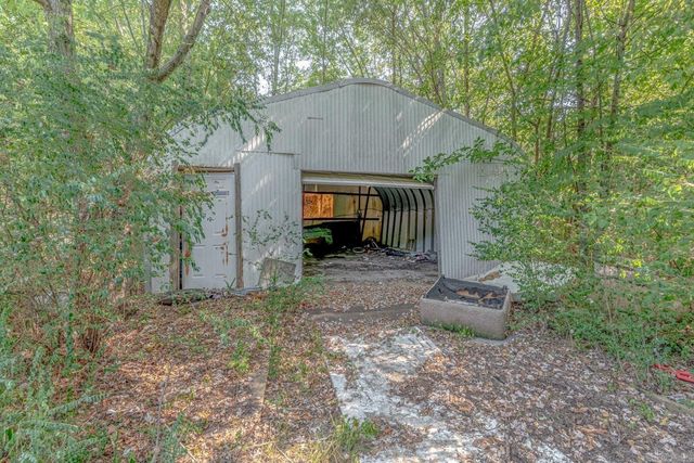 1812 Duncan Rd, Jonesboro, AR 72401