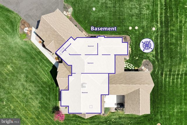 305 GUN CLUB RD, New Oxford, PA 17350