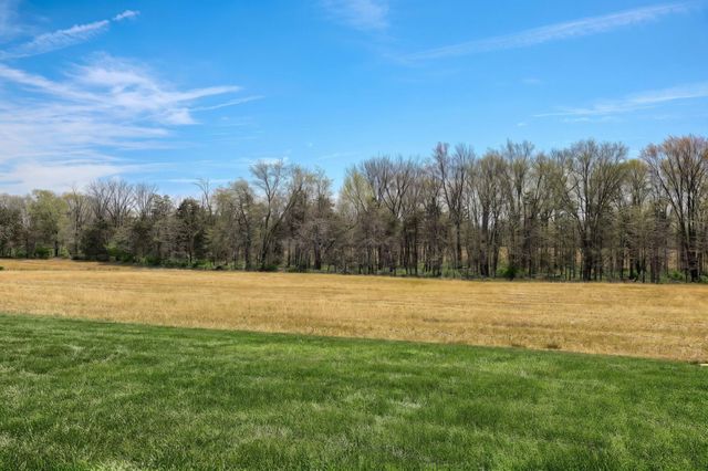 305 GUN CLUB RD, New Oxford, PA 17350