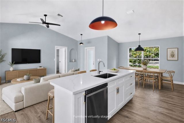 15579 Spring Line LN, Fort Myers, FL 33905
