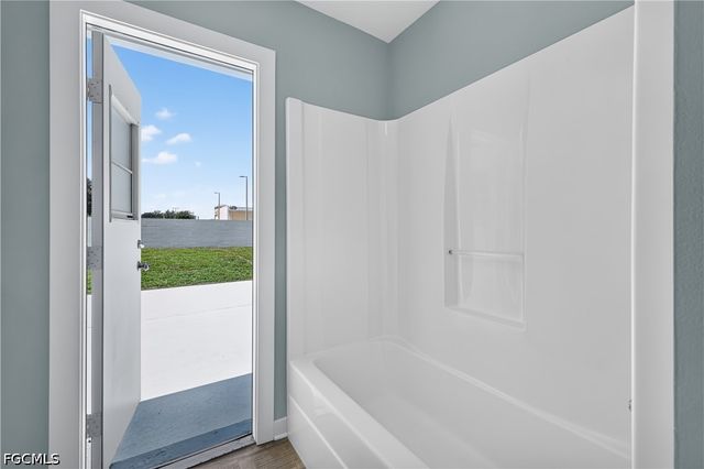 15579 Spring Line LN, Fort Myers, FL 33905