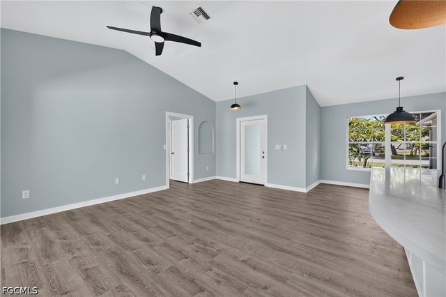 15579 Spring Line LN, Fort Myers, FL 33905