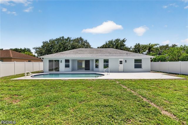 15579 Spring Line LN, Fort Myers, FL 33905