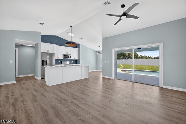 15579 Spring Line LN, Fort Myers, FL 33905