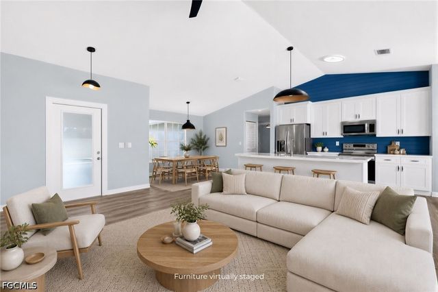 15579 Spring Line LN, Fort Myers, FL 33905