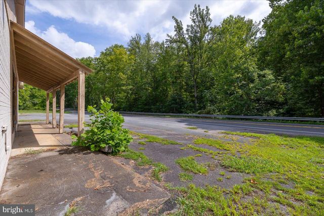 4952 IRISH RD, Schuyler, VA 22969