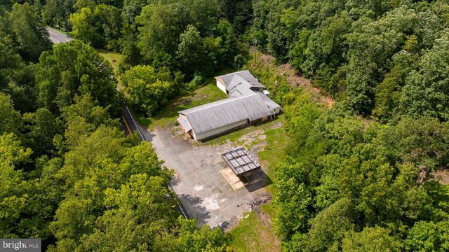 4952 IRISH RD, Schuyler, VA 22969