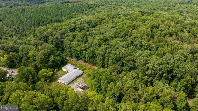 4952 IRISH RD, Schuyler, VA 22969