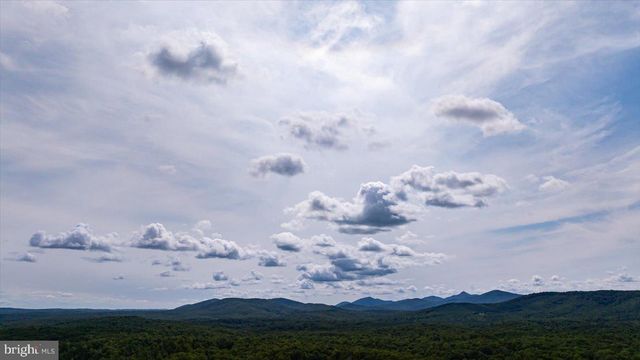 4952 IRISH RD, Schuyler, VA 22969