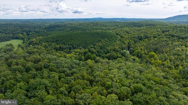 4952 IRISH RD, Schuyler, VA 22969