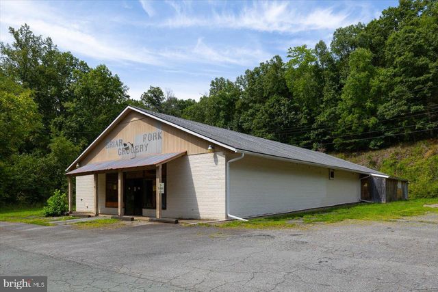 4952 IRISH RD, Schuyler, VA 22969