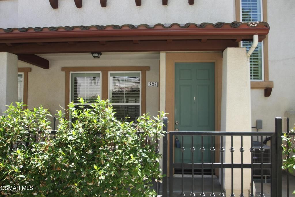 236 Via Antonio, Newbury Park, CA 91320