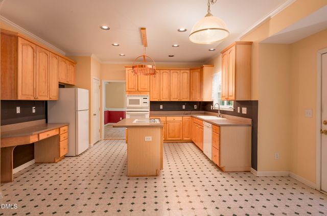 533 Carriage Woods Circle, Cary, NC 27513
