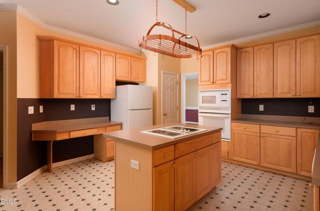 533 Carriage Woods Circle, Cary, NC 27513