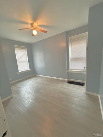 7148 Alabama Avenue, St Louis, MO 63111
