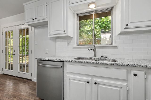 5215 Pike Avenue, North Little Rock, AR 72118