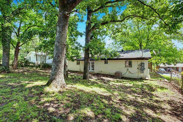 5215 Pike Avenue, North Little Rock, AR 72118