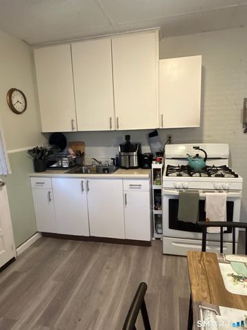 465 Pratt St Extension, Meriden, CT 06450