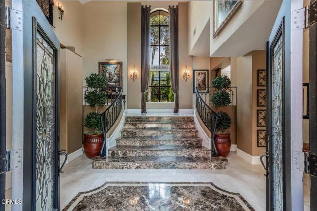 317 El Tuaca Court, Camarillo, CA 93010