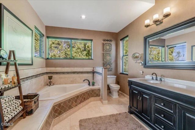 317 El Tuaca Court, Camarillo, CA 93010
