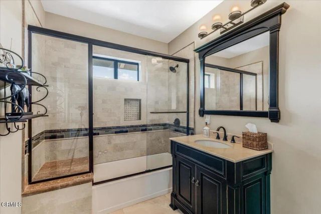317 El Tuaca Court, Camarillo, CA 93010