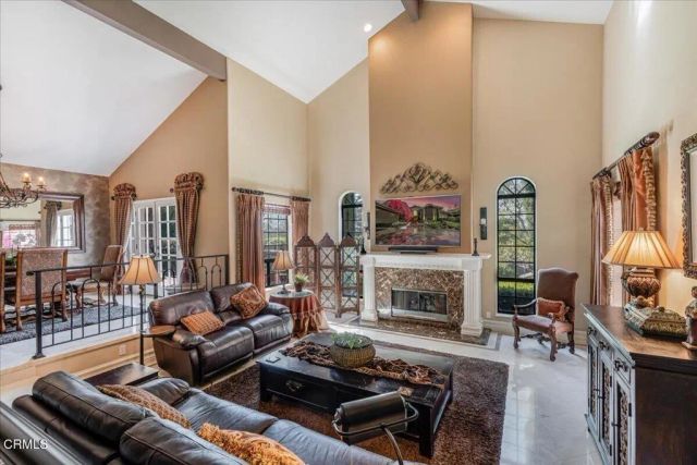 317 El Tuaca Court, Camarillo, CA 93010