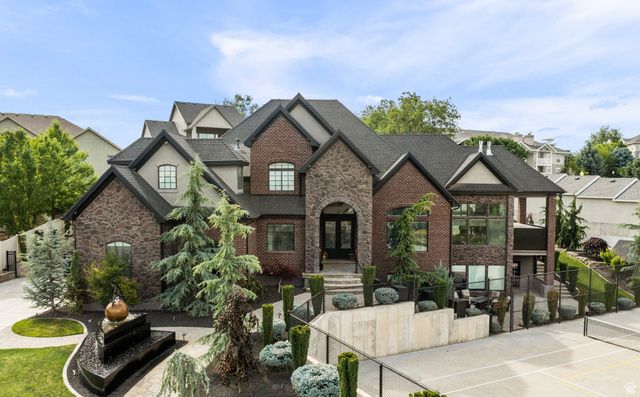 9126 S WASATCH PEAK CIR, West Jordan, UT 84088