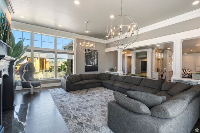 9126 S WASATCH PEAK CIR, West Jordan, UT 84088